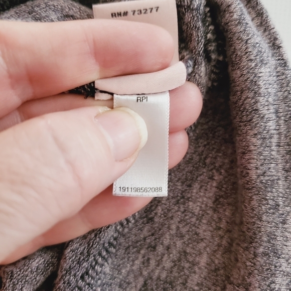 1143 * Juicy Couture Twist Front Hem Top Gray Size M - Picture 6 of 11